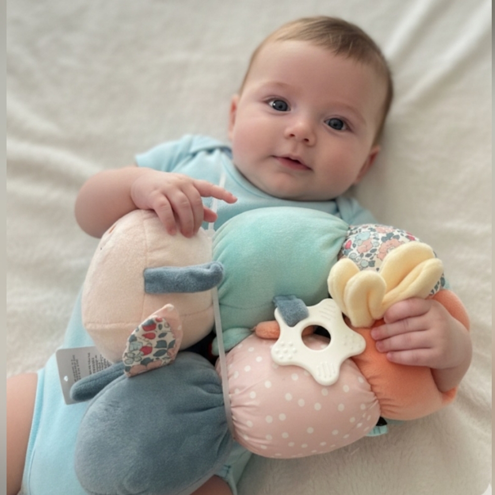 Moon and Stars Sensory Plush Worm for Baby 0+ Months. Brand New